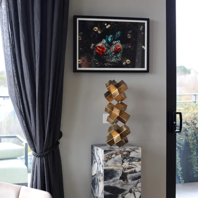 The Huxleys, Caleb Shae